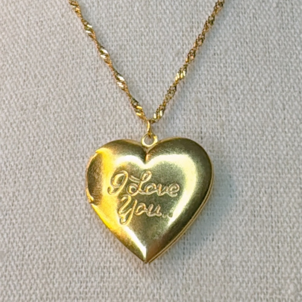 LARGE “I love you” locket charm on 18kt gold plated 18” chain 💫